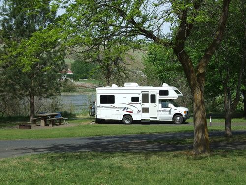 RV Life on Wheels continues in Idaho near Hells Gate State Park