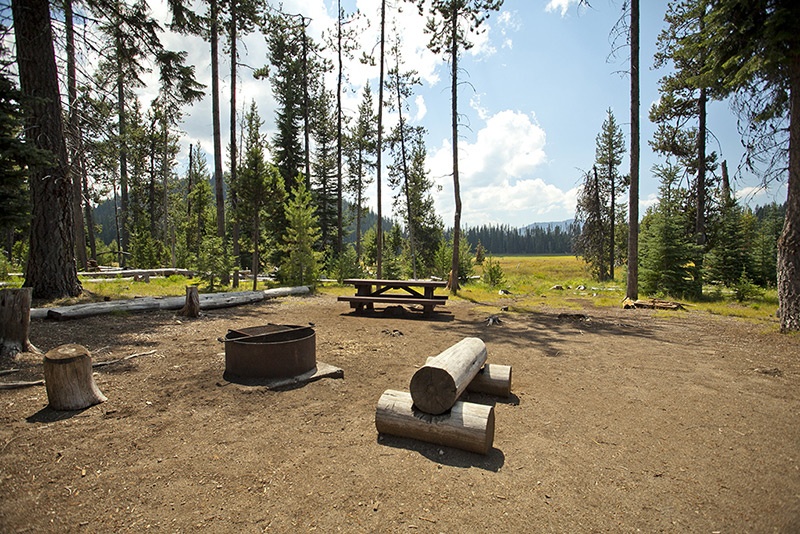 Boondocking at Silver Creek Marsh Campground in the Fremont National