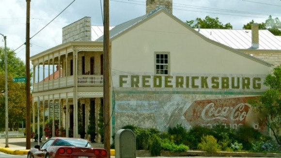 Fredericksburg_sign_JulianneGCrane