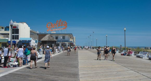 Delaware RV highlights: longtime friends, great food, windy stroll on boardwalk