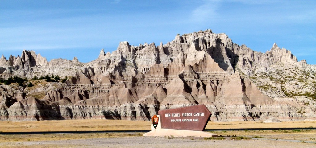 BadlandsNP_sign_JulianneGCrane