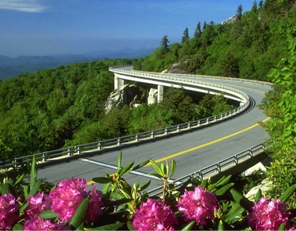 +GrandfatherMountainSpring-viaduct