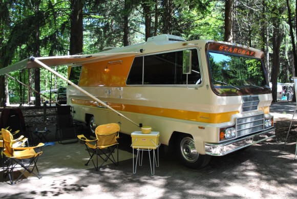 Tin Can Tourists circling their vintage rigs for summer gatherings across North America