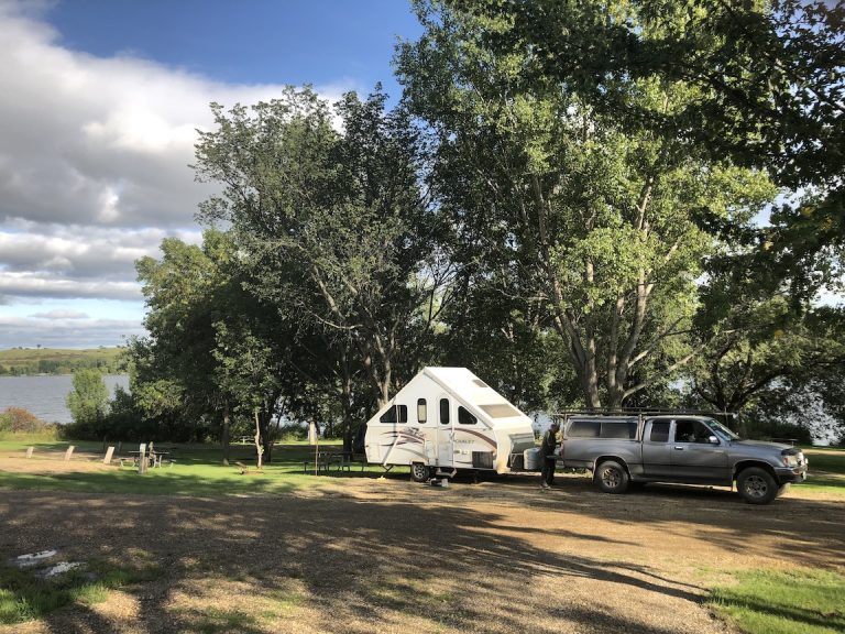 COE Crossing campgrounds on Lake Ashtabula in North Dakota RV Wheel Life
