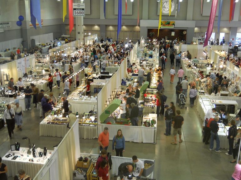 Snowbirds flock to the Tucson Gem Showcase in early February RV Wheel